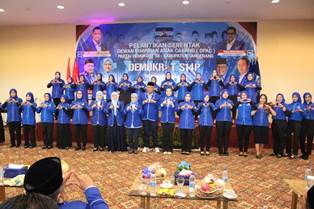 https://www.gardatipikornews.com/serda-suherlan-gunakan-pupuk-bios-44-untuk-pertanian-di-parakansalak