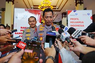 https://www.gardatipikornews.com/jalin-sinergitas-sekda-provinsi-jatim-terima-audiensi-dari-ppri