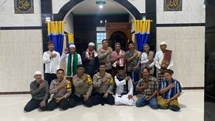 https://www.gardatipikornews.com/wakapolres-banggai-hadiri-upacara-peringatan-hari-bhakti-imigrasi-ke-73-tahun