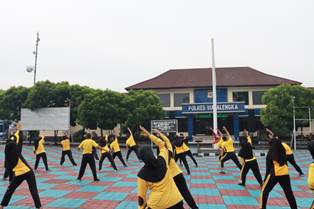 https://www.gardatipikornews.com/peduli-kesehatan-kapolsek-rajagaluh-serukan-edukasi-larangan-mengkonsumsi-ciki-ngebul-di-sdn-1-cisetu