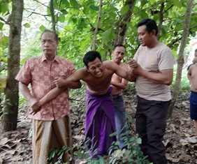 https://www.gardatipikornews.com/satlantas-polres-karawang-gemarkan-edukasi-kamseltibcarlantas-dan-sim-online