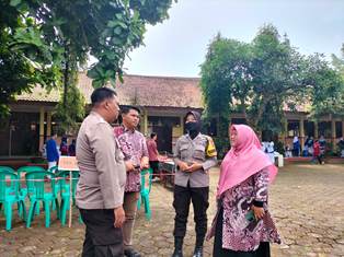 https://www.gardatipikornews.com/silahturahmi-pembina-dpc-gwi-lampung-selatan