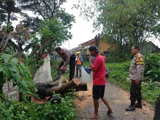 https://www.gardatipikornews.com/8-bintara-remaja-yanma-polda-jateng-jalani-pembinaan-tradisi