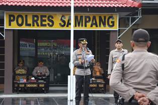 https://www.gardatipikornews.com/sat-polairud-polres-lampung-selatan-tinjau-langsung-aktivitas-gunung-anak-krakatau