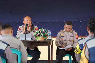 https://www.gardatipikornews.com/wakapolda-banten-anjangsana-ke-personel-yang-sakit-menahun