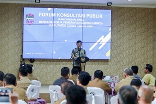https://www.gardatipikornews.com/bhabinkamtibmas-desa-sukajadi-sambangi-kelompok-wanita-tani-kwt-sampaikan-informasi-kamtibmas