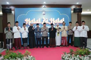 https://www.gardatipikornews.com/kurang-dari-24-jam-polisi-berhasil-ungkap-kasus-pencurian-mobil-di-malang