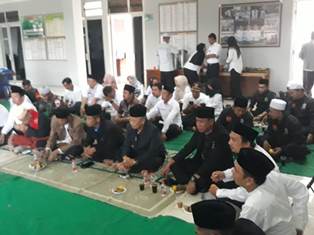 https://www.gardatipikornews.com/gladiator-papua-hadir-sebagai-pahlawan-sektor-ekonomi-enam-kampung-di-pesisir-pantai