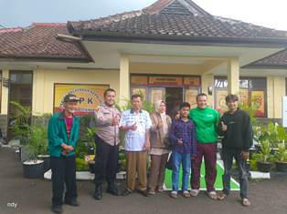 https://www.gardatipikornews.com/anggota-dpd-ri-petahana-dapil-ntb-sukisman-azmy-resmi-mendaftar-di-kpu-sebagai-calon-dpd-ri
