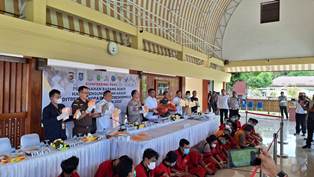 https://www.gardatipikornews.com/jprmi-sumut-gelar-halal-bi-halal-abdul-jalil-perkuat-toleransi-bergama