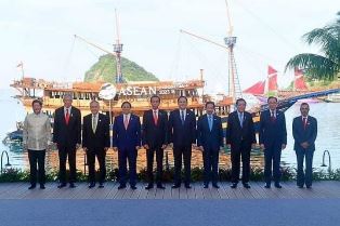 https://www.gardatipikornews.com/aktivis-ham-deby-santoso-menduga-kejaksaan-timika-kriminilasis-terhadap-pengusaha-asli-mimika-sumitro