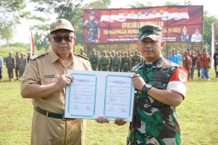 https://www.gardatipikornews.com/marwan-hamami-bupati-kabupaten-sukabumi-melantik-dmi-secara-serentak-di-wilayah-4