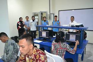 https://www.gardatipikornews.com/gencarkan-upaya-preemtif-kapolres-sukabumi-kota-ngariung-bareng-mahasiswa