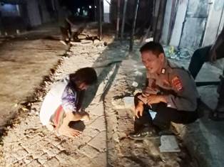 https://www.gardatipikornews.com/wujudkan-program-mantap-anggota-polsek-taliwang-salurkan-benih-dan-obat-pertanian-untuk-warga-binaan