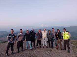 https://www.gardatipikornews.com/polres-lombok-tengah-kawal-delapan-partai-peserta-pemilu-2024-saat-melakukan-pendaftaran-bacaleg