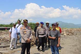 https://www.gardatipikornews.com/melalui-kabid-pertanahan-sekda-kabupaten-bogor-bantah-tuduhan-jimmy-mamesa