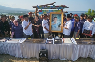 https://www.gardatipikornews.com/warga-ke-rt-an-34-rw-004-kerja-bakti-bersihkan-jalan-orde-baru