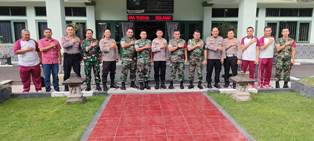 https://www.gardatipikornews.com/sertu-albar-kene-dari-koramil-0621-22-parung-laksanakan-komunikasi-sosial-bersama-warga-desa-karihkil