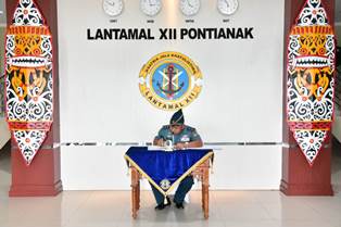 https://www.gardatipikornews.com/pangkalan-tni-angkatan-laut-palembang-laksanakan-upacara-memperingati-hari-kebangkitan-nasional-ke-115