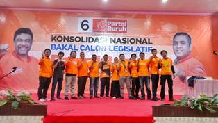 https://www.gardatipikornews.com/kasubbid-mulmed-bidhumas-polda-sumsel-menghadiri-langsung-workshop-manajemen-media-menjelang-pemilu-2024-dan-peningkatan-kemampuan-operator-integrated-protection-system-enceypted-s1-ipse-s1