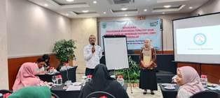 https://www.gardatipikornews.com/tampung-keluhan-warga-kapolresta-pati-siapkan-602-polisi-rw
