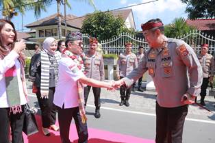 https://www.gardatipikornews.com/polresta-mataram-terima-kunjungan-supervisi-dari-direktorat-samapta-polda-ntb-2