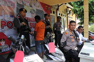 https://www.gardatipikornews.com/lapas-kelas-ii-a-banceuy-terima-kunjungan-ketua-presidium-fpii-dan-pengawas-presidium-dpi