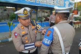 https://www.gardatipikornews.com/wabup-h-mad-romli-lepas-jamaah-haji-kloter-23-jkg-asal-kabupaten-tangerang