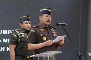 https://www.gardatipikornews.com/darah-siregar-di-tubuh-asri-ludin-tambunan-patogar-dukung-penuh-paslon-nomor-urut-2