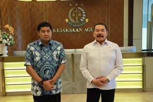 https://www.gardatipikornews.com/wamendagri-bima-arya-tekankan-pentingnya-aktifkan-desk-pilkada-di-daerah