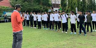 https://www.gardatipikornews.com/genius-umar-buka-bimbel-tni-polri-dan-sekolah-kedinasan
