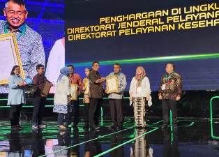 https://www.gardatipikornews.com/miris-banyaknya-proyek-dinas-pupr-kota-palembang-yang-dindikasi-tidak-mentaati-peraturan-dalam-pekerjaannya-asal-asalan-dan-tabrak-pp-no-14-tahun-2008