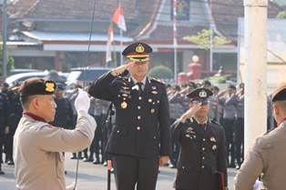 https://www.gardatipikornews.com/asri-ludin-tambunan-gaungkan-program-deliserdang-sehat-bersama-warga-bangun-sari
