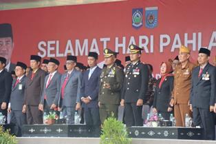 https://www.gardatipikornews.com/polda-sumsel-gelar-upacara-bendera-memperingati-hari-pahlawan-yang-jatuh-pada-hari-minggu-10-november-2024