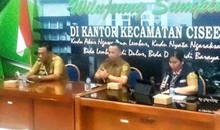 https://www.gardatipikornews.com/mirisoknum-kades-a-lamiran-s-sos-desa-suka-damai-diduga-menyita-mobil-truk-yang-bg-8781-kl-milik-warga-desa-melebihi-dari-pihak-kepolisian