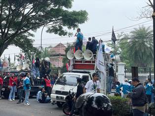 https://www.gardatipikornews.com/sukseskan-pilkada-ntb-ditbinmas-polda-ntb-laksanakan-cooling-system-di-sumbawa-barat