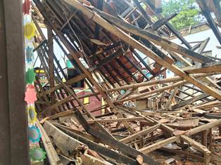 https://www.gardatipikornews.com/pemerintah-desa-banjarsari-sukaresik-bersama-masyarakat-gotong-royong-bersihkan-area-jembatan-gantung