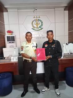 https://www.gardatipikornews.com/pastikan-personil-dan-pns-polri-bebas-narkoba-polresta-mataram-lakukan-tes-urine-berkala