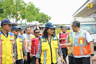 https://www.gardatipikornews.com/calon-bupati-kutai-kartanegara-nomor-urut-01-bersiap-untuk-debat-kedua-di-kompas-tv