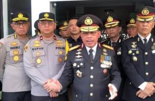 https://www.gardatipikornews.com/anggaran-pemeliharaan-sarpras-smpn-9-tamsel-di-duga-di-makan-rayapsampai-plafonnya-juga-ikut-di-makan-rayap