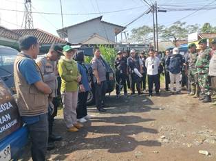 https://www.gardatipikornews.com/siswa-smpn-2-ciseeng-peringati-hari-guru-nasional-ke-30-dan-hut-pgri-ke-79-tahun-2024-bersama-kepala-sekolah-elia-remita-m-pd
