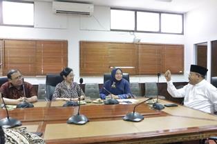 https://www.gardatipikornews.com/komando-garuda-sakti-aliansi-indonesia-serta-cyber-news-indonesia-akan-melayangkan-surat-ke-lapor-pak-wapres-mengenai-penyalahgunaan-bbm-bersubsidi-jenis-solar-ilegal-di-daerah-tangerang-nasional
