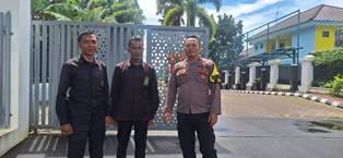 https://www.gardatipikornews.com/bhabinkamtibmas-wilayah-hukum-polsek-csr-polres-bogor-giat-cooling-sistem-kontrol-siskamling-warga-binaan-beri-himbauan-dan-ajak-kondusifitas-kamtibmas