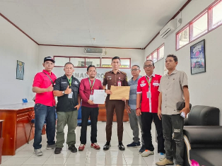 https://www.gardatipikornews.com/viral-diduga-oknum-kepsek-smp-4-cianjur-diduga-kuat-selewengkan-dana-bos-untuk-kepentingan-pribadi