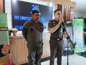 https://www.gardatipikornews.com/ketua-dpd-maung-kalbar-bravo-pak-polisi-tegas-dan-sigap-bersama-kppad-kalbar-tangani-kasus-perundungan-anak-di-sambas