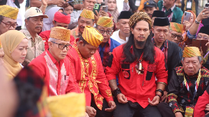 https://www.gardatipikornews.com/ormas-ppbni-satria-banten-dpac-ciseeng-hadir-bersama-plt-camat-kapolsek-danramil-dalam-kegiatan-pengajian-bulanan-kecamatan-ciseeng-di-saung-abah-rbm