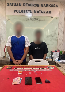 https://www.gardatipikornews.com/intruksi-gubernur-dan-surat-edaran-dinas-pendidikan-pendidikan-mandul-dengan-adanya-temuan-pungutan-yang-berdalih-infak-iuran-paksa-ini-tanggapan-kepala-dinas-dan-kabid-smp-yang-dirasa-tak-seirama