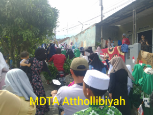 https://www.gardatipikornews.com/peletakan-batu-pertama-pembangunan-madrasah-dan-progres-masjid-al-hijrah-panimbaan-dandim-0622-kab-sukabumi-targetkan-akhir-tahun-telah-selesai