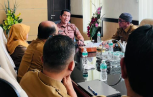 https://www.gardatipikornews.com/dpd-aliansi-honorer-nasional-ahn-kabupaten-sukabumi-desak-bkpsdm-segera-tuntaskan-bts-dan-mendorong-pelantikan-pppk-paruh-waktu-secara-resmi-dan-mempertanyakan-penggajihannya