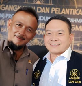 https://www.gardatipikornews.com/diduga-sman-1-parungpanjang-dengan-busuknya-penyelelewengan-dana-bos-ada-kongkalingkong-dengan-oknum-kepala-sekolah-dan-bendahara